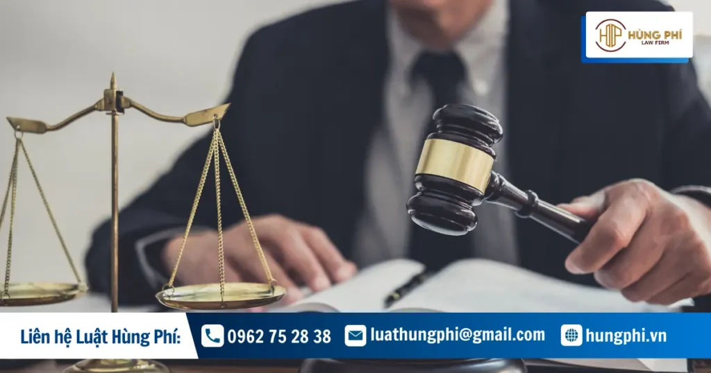 Luật sư tranh tụng uy tín tại Luật Hùng Phí