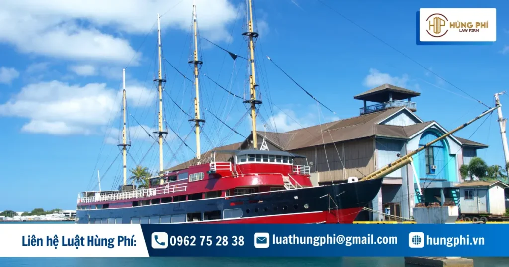 Luật sư chuyên về hàng hải tại Công ty Luật Hùng Phí